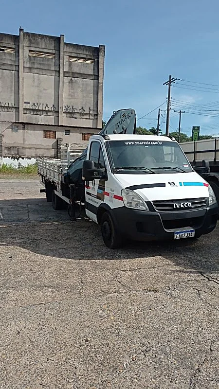 Aluguel de munck pequeno