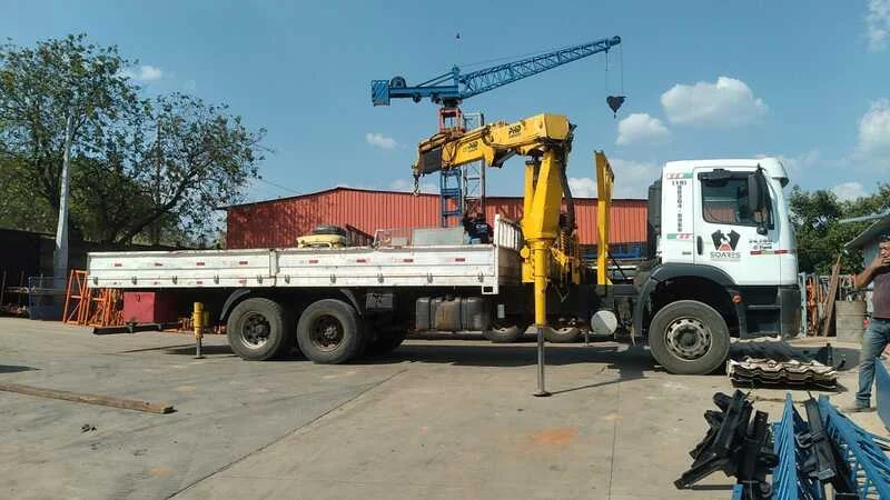 Montagem de gruas