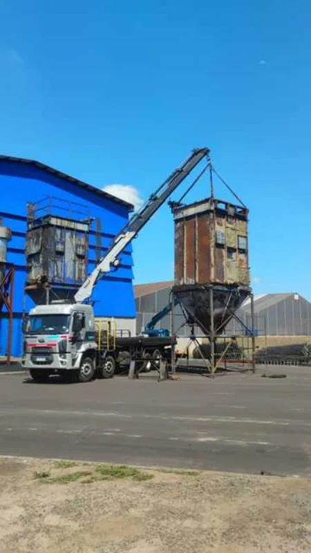 Movimentação de silos