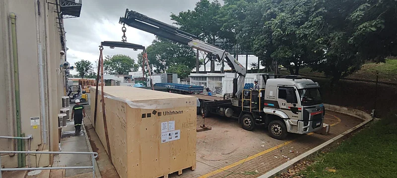 Transporte e movimentação de cargas